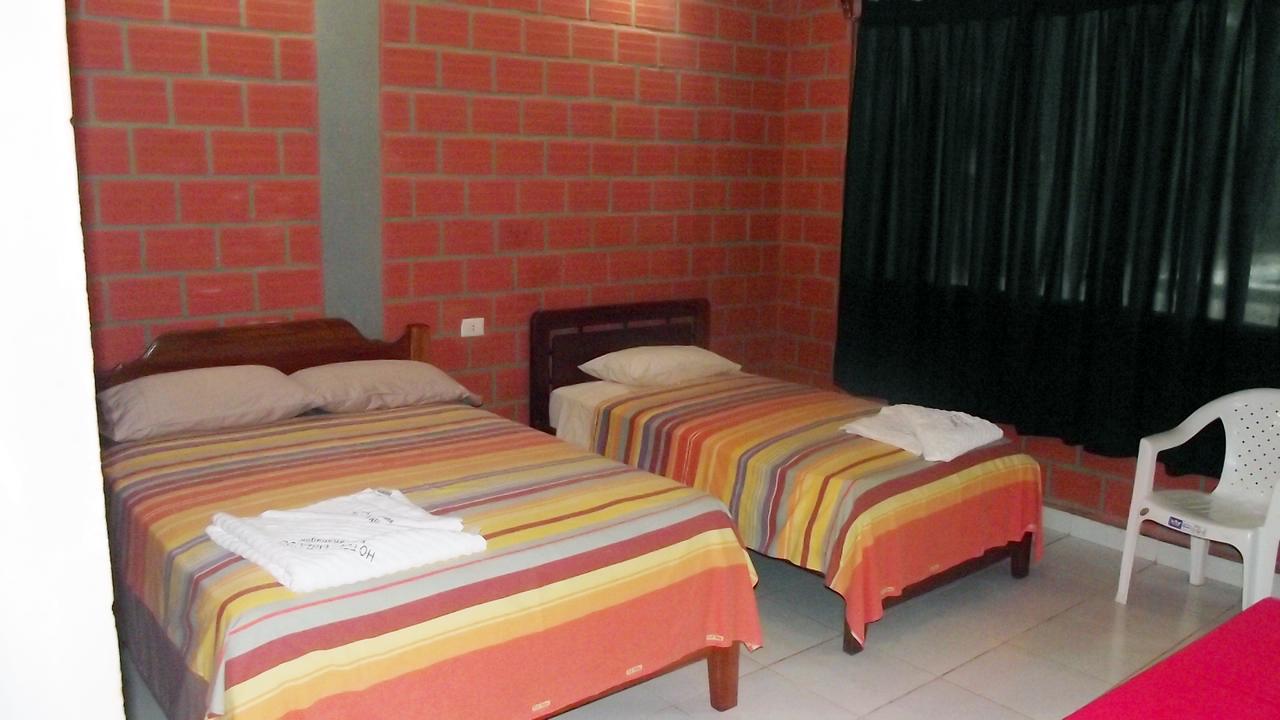 Hotel Ambaibo Rurrenabaque Εξωτερικό φωτογραφία
